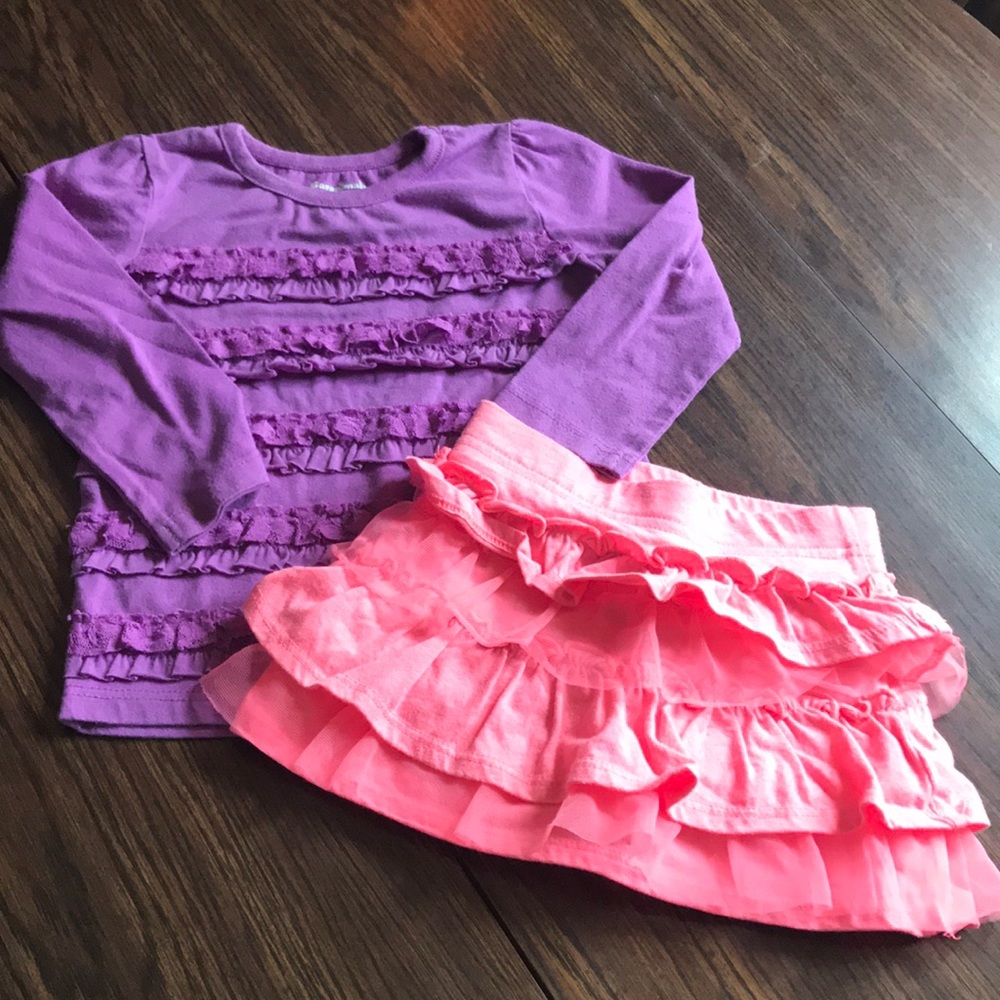 Ruffle Outfit - 18m - Garanimals